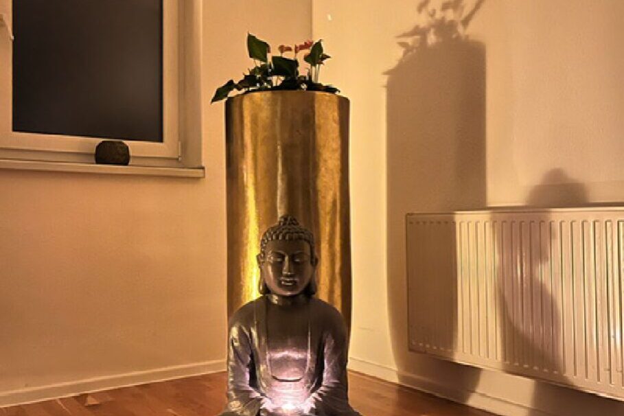 Yin Yoga, Ätherische Öle und Crystal Sound Bath